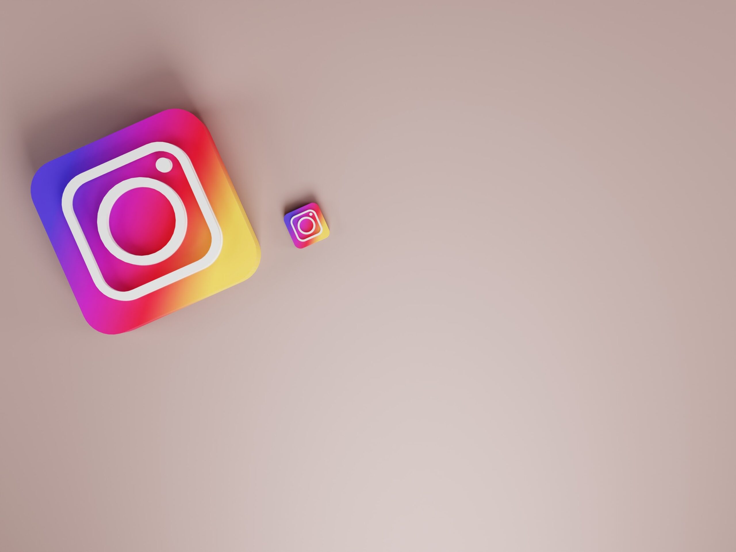 TikTok Instagram シェア