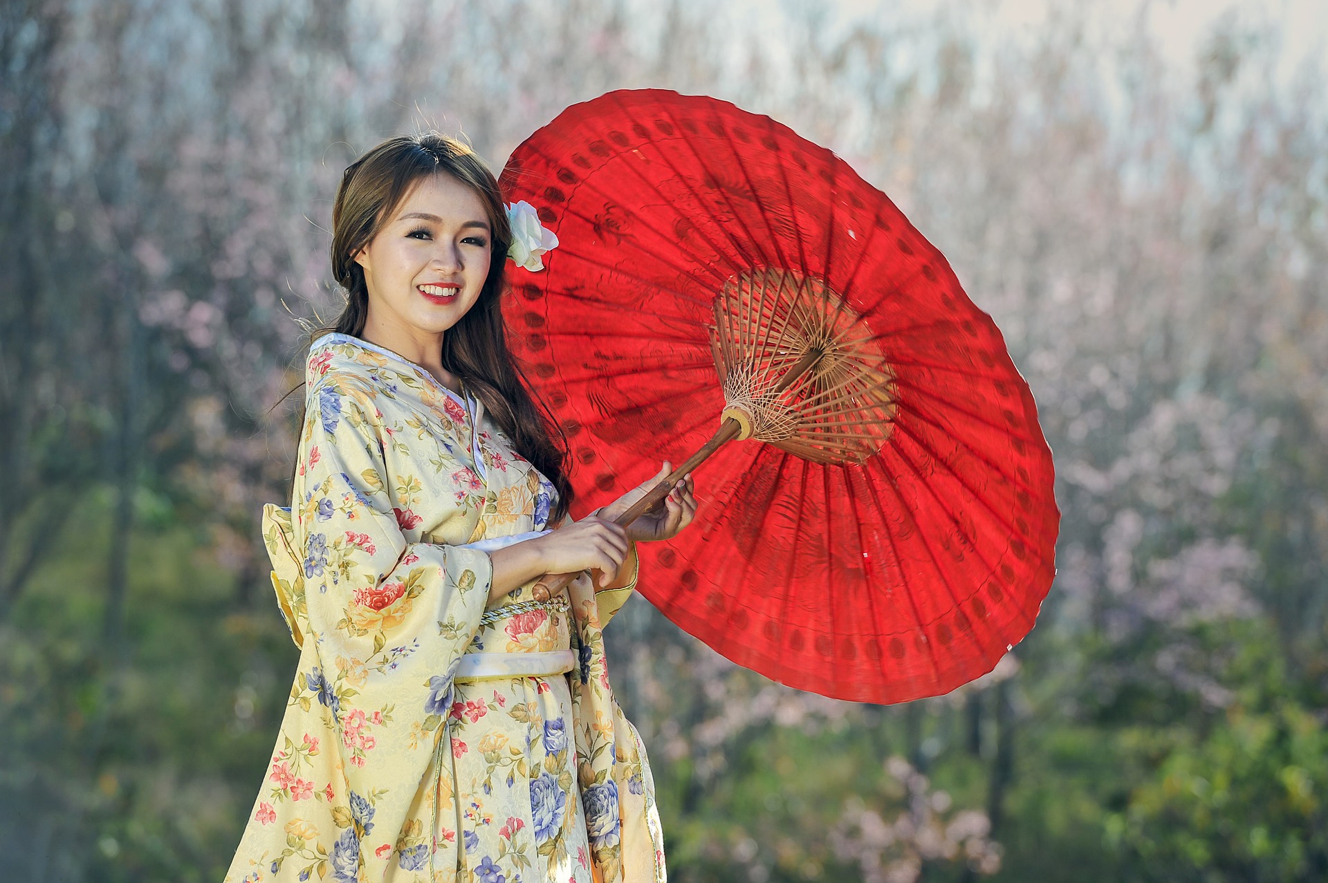 着物の女性